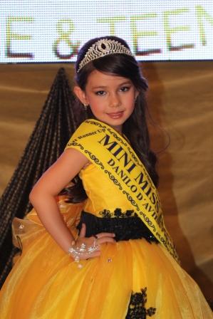 II Runner UP- Julia Arashiro